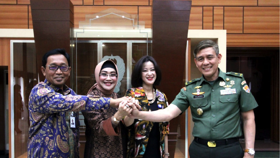 Tentara Nasional Indonesia (TNI) Angkatan Darat (AD) dan PT Bank Negara Indonesia (Persero) Tbk (BNI) memperkuat kerjasama.