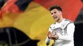Jerman baru bisa membuat gol pada pertengahan babak kedua. Gol dicetak Leon Goretzka yang masuk menggantikan Julian Brandt pada menit ke-56. (REUTERS/Fabian Bimmer)