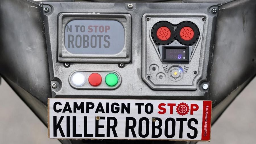 Aktivis dari koalisi organisasi non-pemerintah yang menentang senjata otonom mematikan (robot pembunuh) kembali menyuarakan aksi.