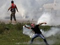 Demo Puluhan Ribu Warga Palestina di Gaza, Satu Pemuda Tewas