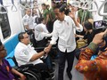 Warga Ramai Menanti Peresmian MRT oleh Jokowi di Bundaran HI
