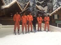 Tak Perlu ke Eropa, di Trans Snow World Bisa Belajar Ski