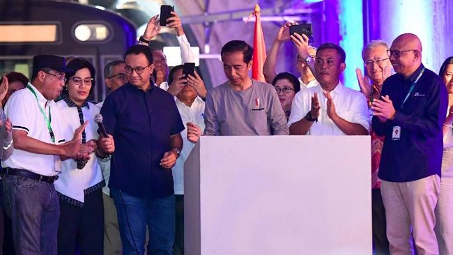 Jokowi Resmikan MRT di Bundaran HI