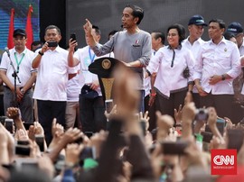 Jokowi Ajak Warga Tunjuk Jari saat Resmikan MRT