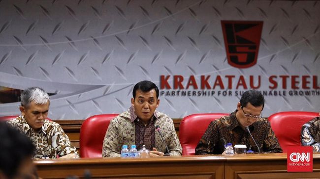 Krakatau Steel Konsultasi Nasib Direktur dengan Menteri Rini Krakatau Steel Konsultasi Nasib Direktur dengan Menteri Rini
