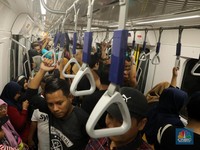 Anies: Tarif MRT Jakarta Rata-rata Rp 10.000 Sekali Jalan