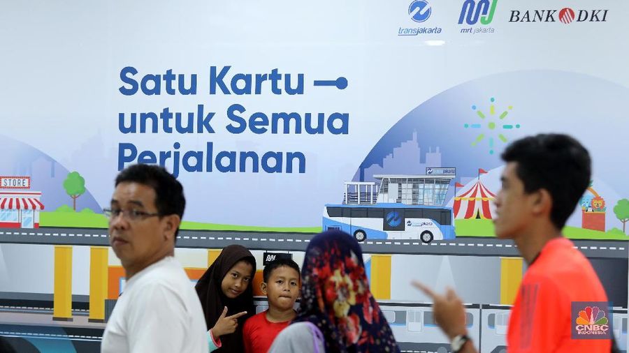 Wakil Presiden Jusuf Kalla memandang bahwa tarif MRT Jakarta yang ditetapkan saat ini sudah cukup ideal.