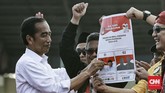 Capres nomor urut 01 Joko Widodo mengawali kampanyeakbar di Stadion Maulana Yusuf, Serang, Banten, sementara capres nomor urut 02 Prabowo Subianto menggelar acara di Manado, Sulawesi Utara. (CNN Indonesia/Andry Novelino)