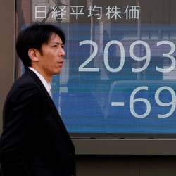 Usai Libur Tiga Hari, Bursa Tokyo Dibuka Melemah