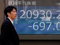 Usai Libur Tiga Hari, Bursa Tokyo Dibuka Melemah