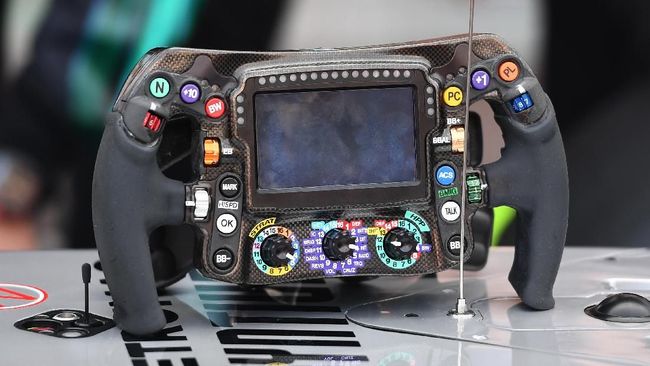Teknologi Canggih Setir Mobil F1 Senilai 4 Unit Xpander Teknologi Canggih Setir Mobil F1 Senilai 4 Unit Xpander