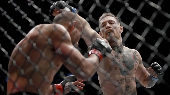Jelang Lawan Cerrone, McGregor Tak Lagi Bermulut Besar