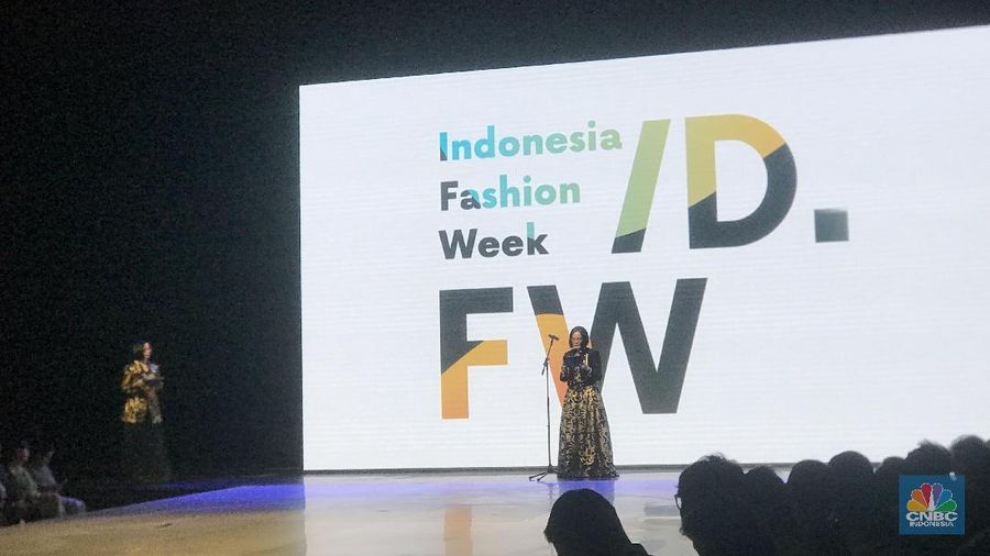 Indonesia Fashion Week (IFW) 2019 resmi dibuka hari ini, Rabu (27/3/2019), di Jakarta Convention Center (JCC).