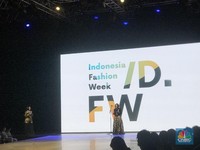 Budaya Gorontalo Jadi Inspirasi Indonesia Fashion Week 2023
