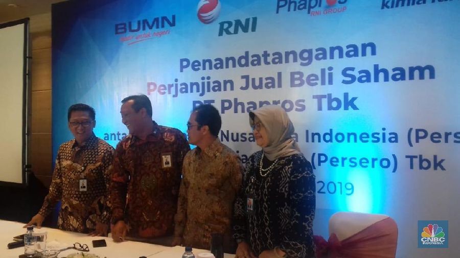 Kementerian Badan Usaha Milik Negara menyatakan pembentukan induk usaha (holding) BUMN Farmasi akan rampung pada semester pertama tahun ini.