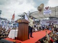 Aksi Prabowo Lempar Kemeja saat Tak Punya Jatah Kaus