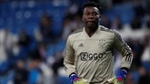 Ajax Amsterdam dikabarkan Mundo Deportivo akan mencegah kepergian Andre Onana ke Barcelona. Ajax merekrut Onana dari La Masia pada 2015. (REUTERS/Susana Vera)
