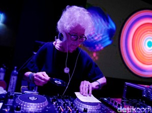 Nih DJ Wika, Nenek Keren Gebrak Lantai Dansa di Usia 85 Tahun
