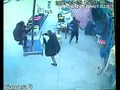 VIDEO: Seorang Pria di Turki Terbang Tertiup Angin