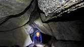 Malham adalah gua garam yang menghadap langsung ke Laut Mati, dengan panjang sekitar 10 kilometer. (REUTERS/Nir Elias)