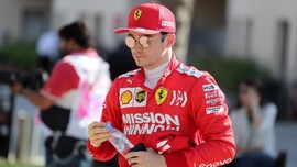 Kalahkan Duo Mercedes, Leclerc Tercepat di FP3 GP Azerbaijan