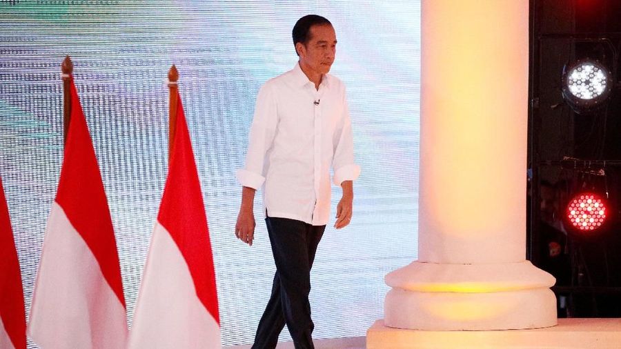 Hal itu disampaikan Jokowi menjawab pertanyaan panelis tentang visi dan strategi dalam memanfaatkan smart city untuk pelayanan publik.