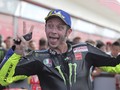 Rossi Merasa Seperti Badut Meminta Salaman dengan Marquez