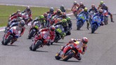 Marc Marquez memang memimpin sejak lap pertama balapan MotoGP Argentina 2019 yang digelar di Sirkuit Termas de Rio Hondo, Minggu (31/3) waktu setempat. (REUTERS/Rafael Marrodan)