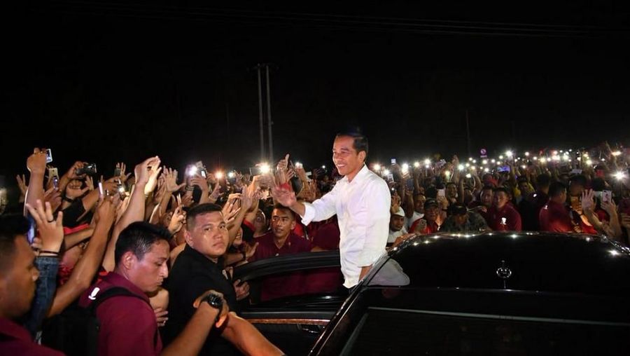 Presiden Joko Widodo (Jokowi) bersama Ibu Negara Iriana Joko Widodo melakukan kunjungan kerja ke Manado