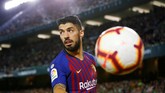 Penyerang Barcelona Luis Suarez berada di posisi sepuluh. Pemain asal Uruguay itu mendapatkan €28 juta atau setara Rp446,5 miliar tahun ini dari Barcelona dan pendapatan sponsor. (REUTERS/Marcelo del Pozo)