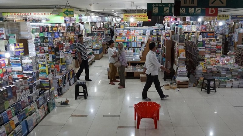 Melihat Toko Buku Bekas Yang Mulai Sepi Pengunjung Foto 1 2449