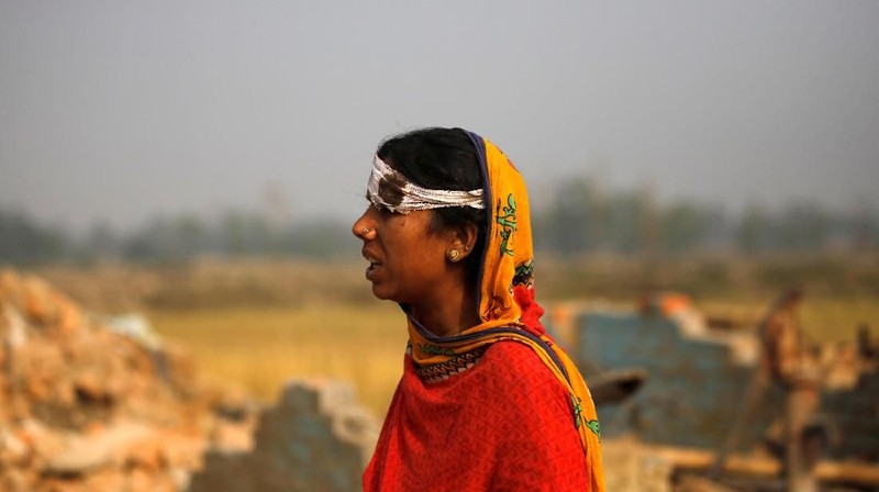 Badai hujan melanda desa-desa di daerah pertanian di Nepal selatan pada hari Minggu