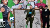 Mantan kapten Barcelona yang saat ini bermain di Vissel Kobe Andres Iniesta menempati posisi keenam dengan bayaran €33 juta atau Rp526 miliar per tahun. (Kazuhiro NOGI / AFP)