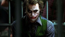 Christopher Nolan Sempat Takut Heath Ledger di The Dark Knight