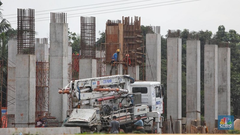 Proses pembangunan proyek jalan Tol Desari seksi II di targetkan 2021 akan selesai.