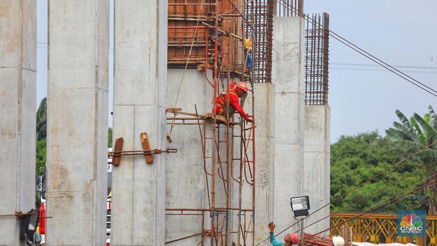 Proses pembangunan proyek jalan Tol Desari seksi II di targetkan 2021 akan selesai.