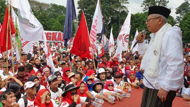 Ma'ruf Jawab Prabowo soal Kartu Jokowi: Bukan untuk Dimakan