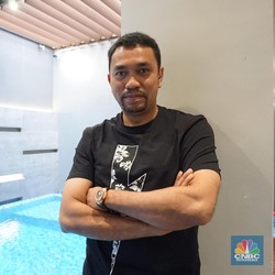 4 Fakta Menarik Ahmad Sahroni Si Crazy Rich Tanjung Priok