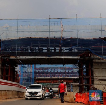Disebut Anies Bikin Banjir, Ini Progres Proyek LRT Jabodebek