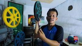 VIDEO: Menengok Alat dan Film Jadul untuk Layar Tancap