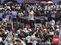 Prabowo Terima Amplop dan Cincin dari Pendukungnya di Ciamis