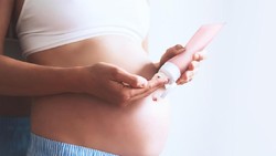 Bingung Pilih Perawatan Stretch Mark? Kenali 3 Pilihan Produk Ini