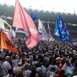 Prabowo: Pertumbuhan Ekonomi 5%, Ndasmu!