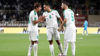 Blunder Kocak Bek Vancouver Gagal Penalti Panenka