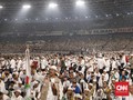 Prabowo-Sandi dan Anies Sapa Relawan dari Atas Panggung