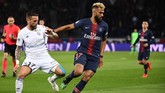 Eric Choupo-Moting dipercaya untuk turun sebagai penyerangdi laga lawan Strasbourg. (Photo by FRANCK FIFE / AFP)