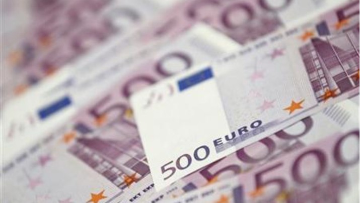 Mata Uang Euro. (REUTERS/Lee Jae-Won)