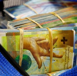 Pekan Lalu, Rupiah Berhasil Libas Aset Safe Haven Ini!