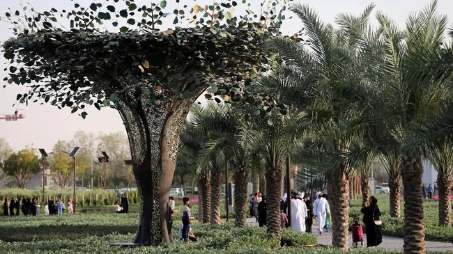 Foto Megah Taman Quran Dubai