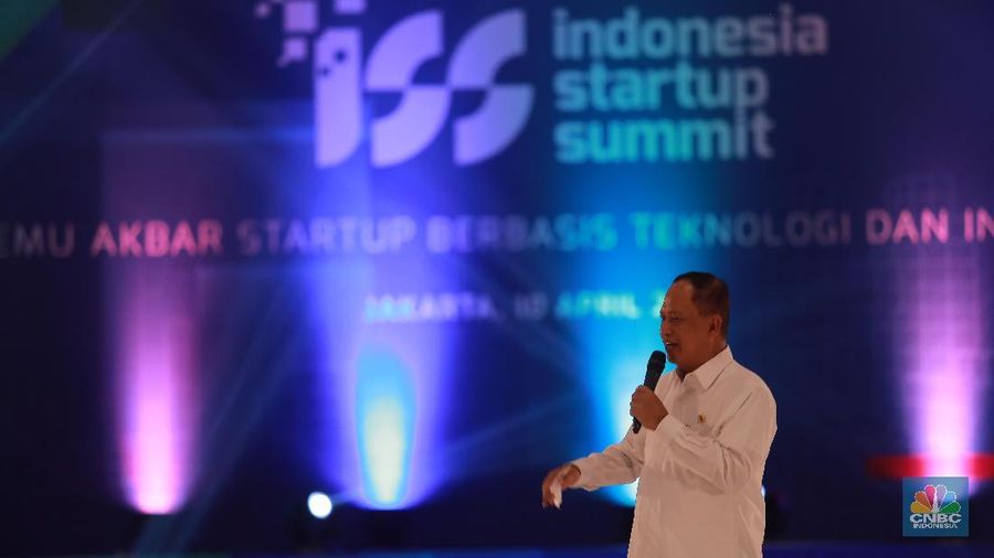 Kementerian Riset, teknologi, dan pendidikan tinggi memiliki program pembinaan startup yang memberikan dana hibah pada startup.